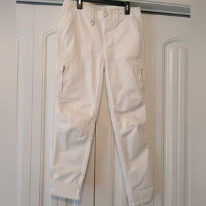 White Crop Pants With Side Pockets